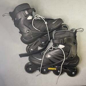 Rollerblade Zetrablade Men's Adult size 11 Fitness Inline Skates Black/Silver